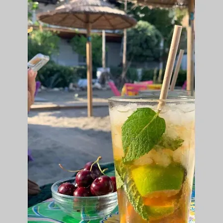 別荘 Casa Zortina With Seaview And Pool Access ベナルマデナ